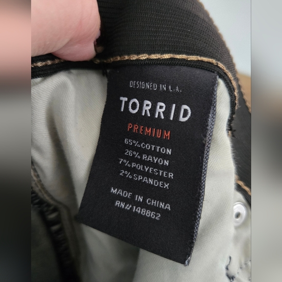 Torrid Premium Jeans - Picture 5 of 5